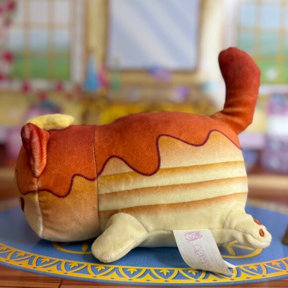 Aphmau MeeMeow | Pancake Cat Plush - Picture 5 of 6